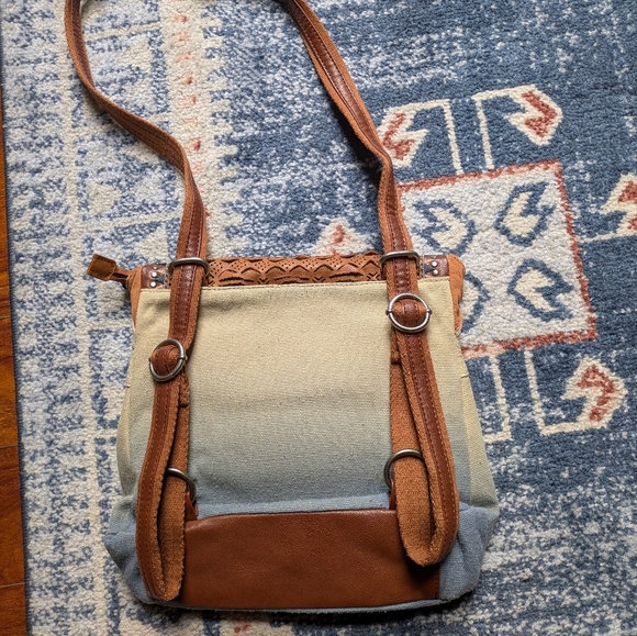 The Sak Ventura Convertible Denim Crossbody/ To Backpack - Picture 3 of 9
